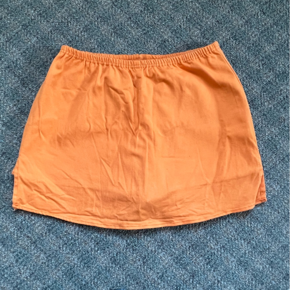Vintage Rag orange skirt with shorts